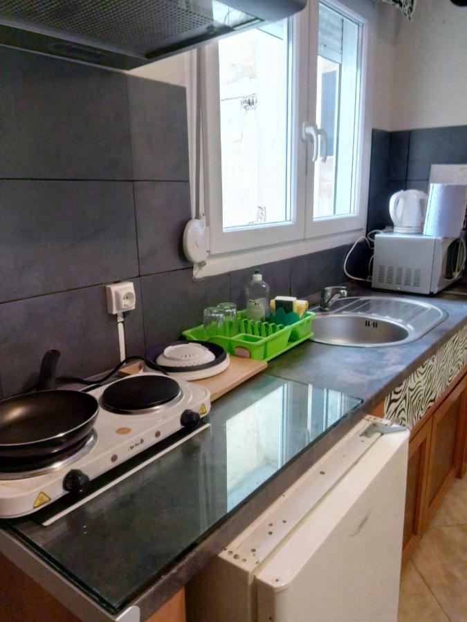 Prime Location Bright Studio City Center Super 5G Wifi 200Mbps With32"Tv Thessaloníki Exteriör bild